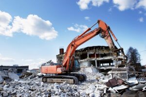 2_commercial-demolition OUR TEAM IS PROUD TO OFFER RESIDENTIAL